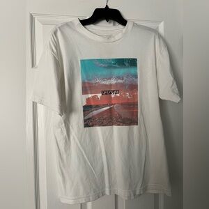 Men’s medium shirt